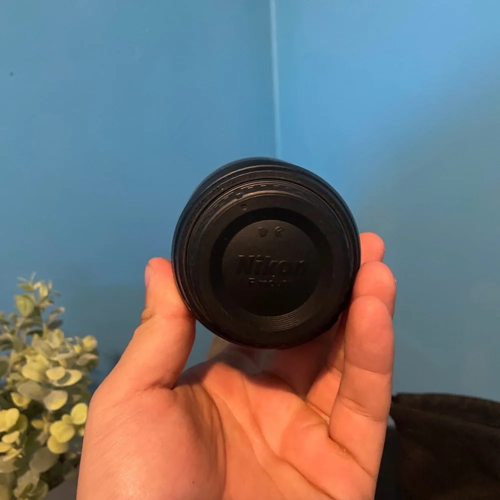 AF-S DX NIKKOR 35mm f/1.8g lens